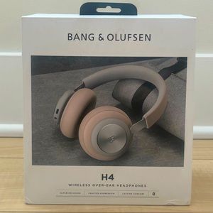 Bang & Olufson Beoplay H4 Wireless Over-Ear Headphones (Pink)